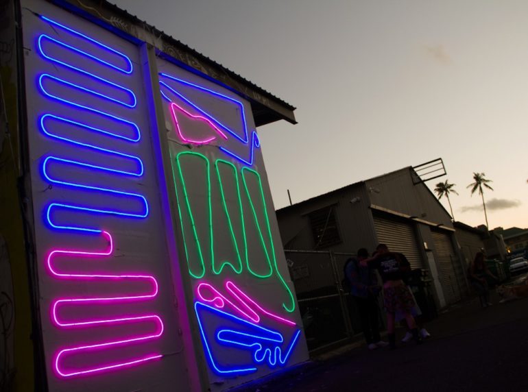 spidertag neon art installation