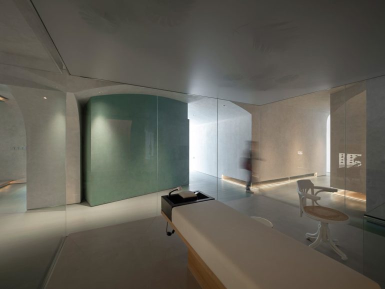 holistic aqua health clinic beijing