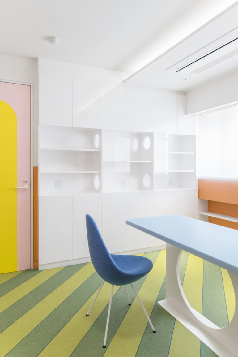 nagatacho apartment by adam nathaniel furman