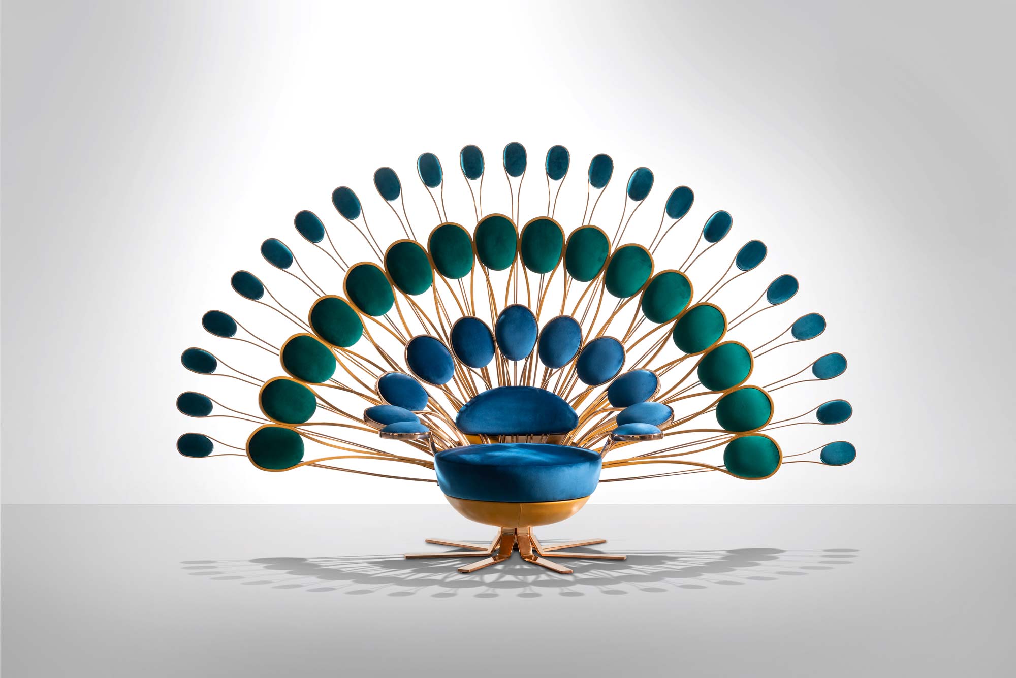 peacock chair Visionnaire basel