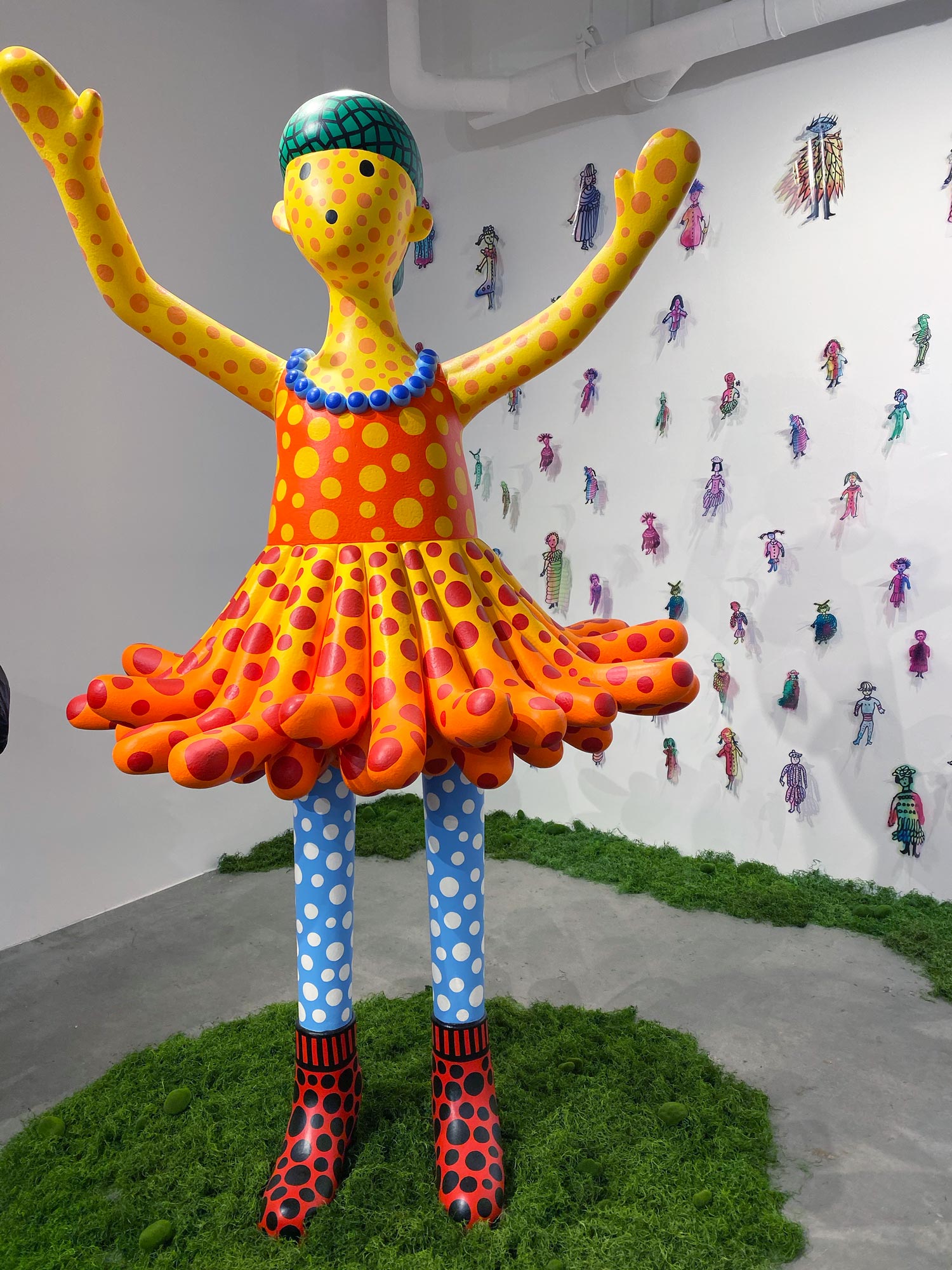 yayoi kusama opening at mucciaccia gallery new york