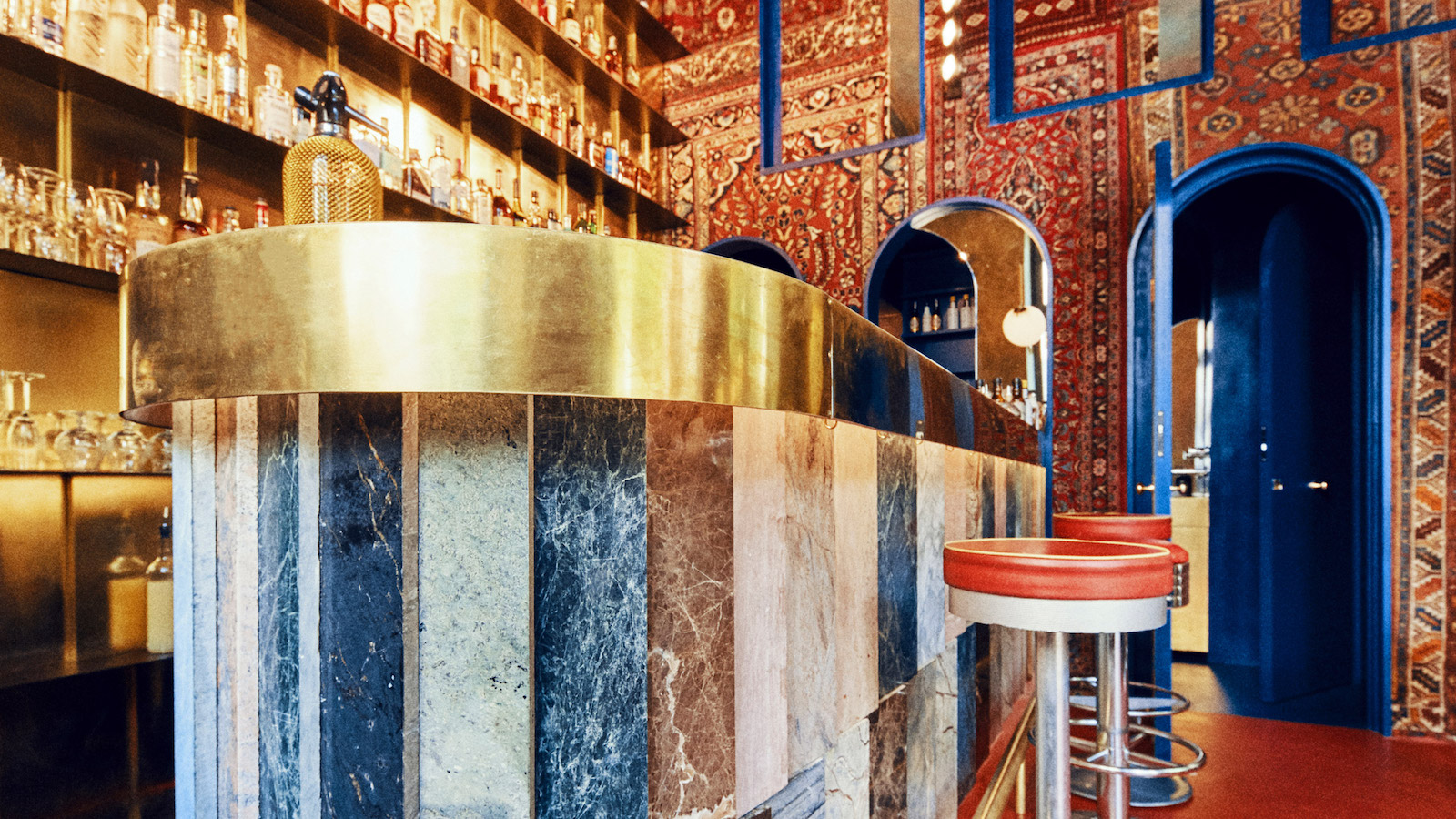 aura bar warsaw featured