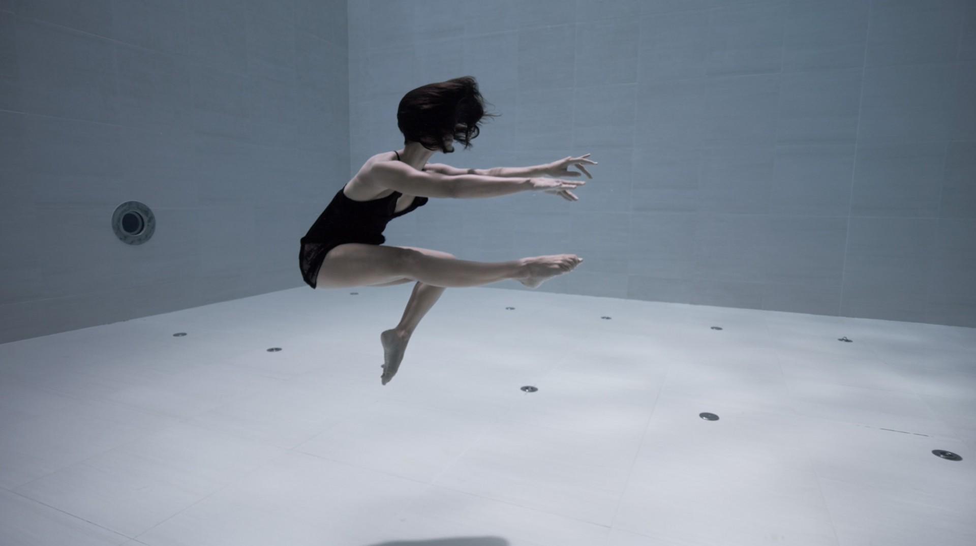 ama underwater dance movie by julie gautier