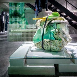 relic minimalist raw sportswear shop
