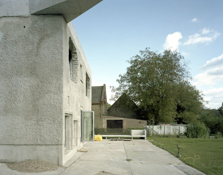 0131 antivilla by brandlhuber 2 Former lingerie factory is Transformed into