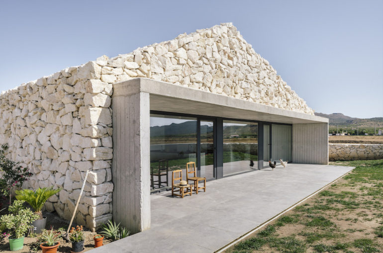 Raw Calixto Stone House [Spain]