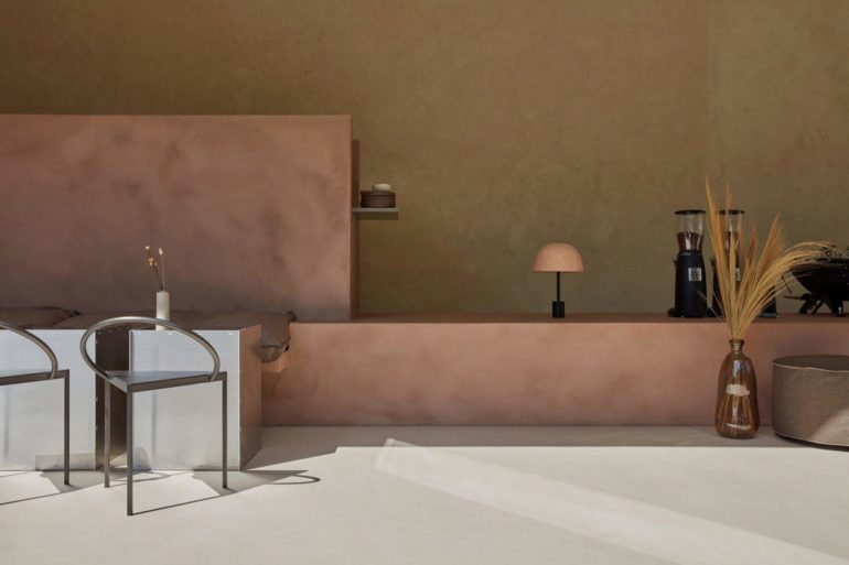 a raw and minimalisti style for la petite café in abu dhab 01 La Petite café Abu Dhabi