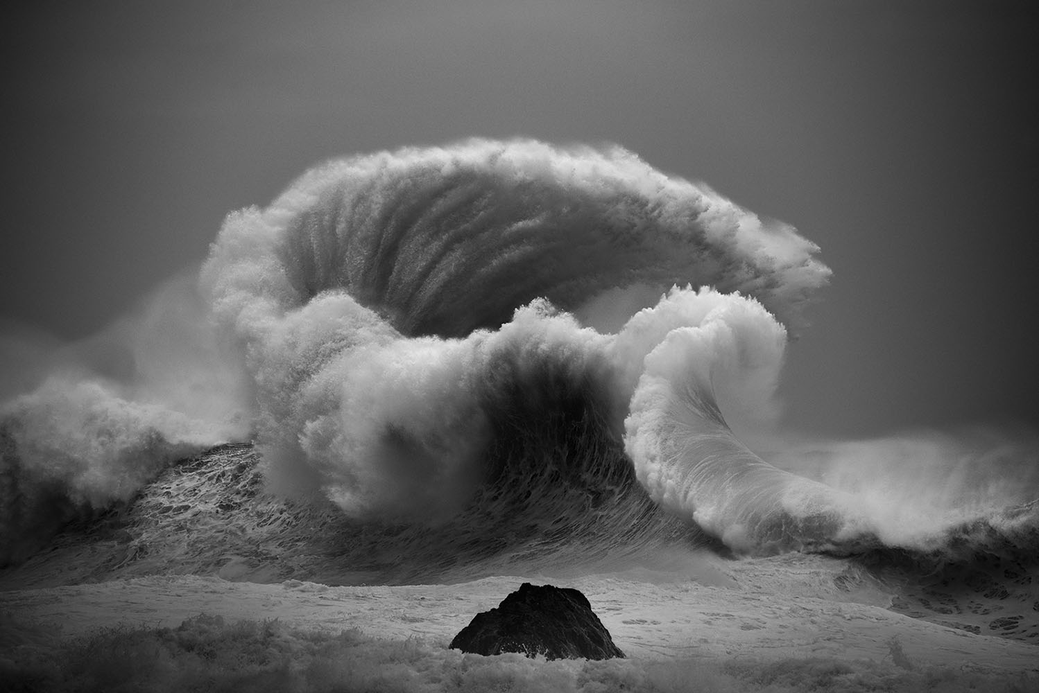 3 ocean photographers creating intoxicating images