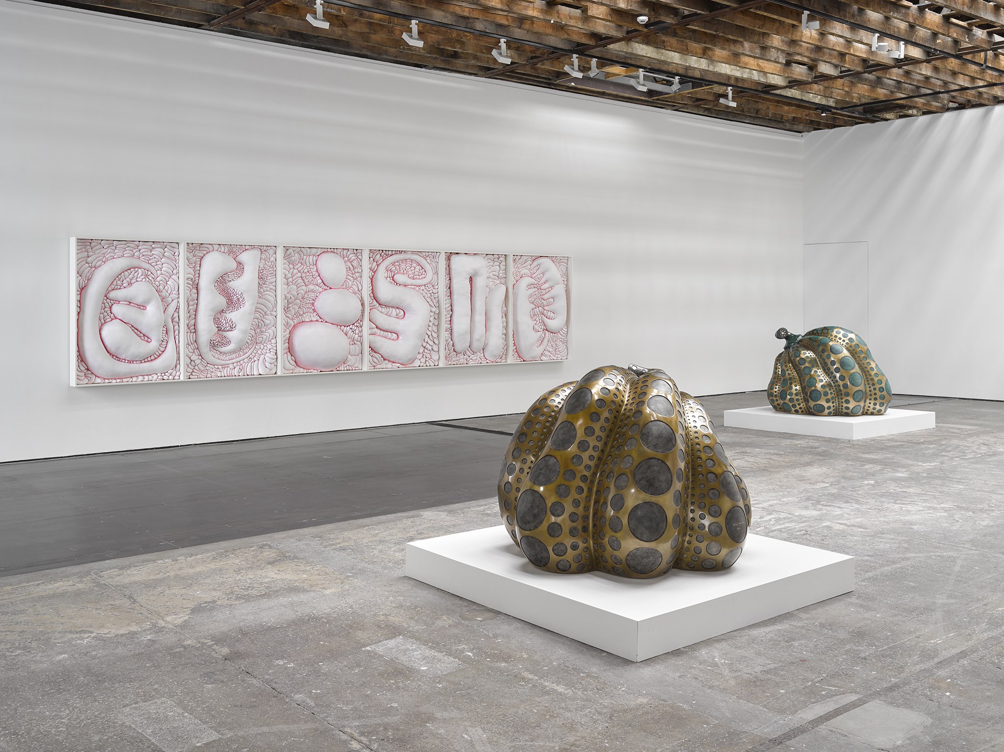 Yayoi Kusama: I Want Your Tears to Flow with the Words I Wrote [London]