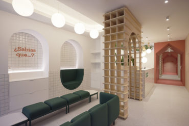 Stunning Pediatric Dentist Clinic of Dr. Isabel Cadroy [Spain]