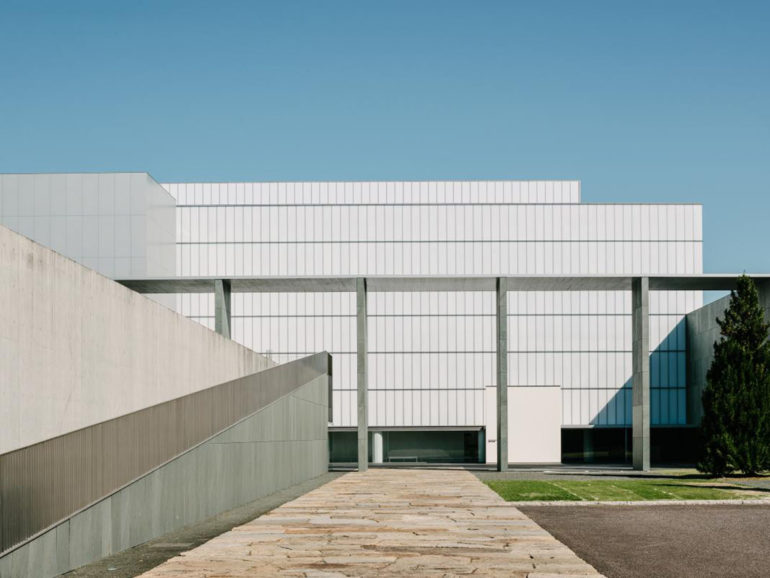 A Masterpiece of Museum Architecture [Japan]